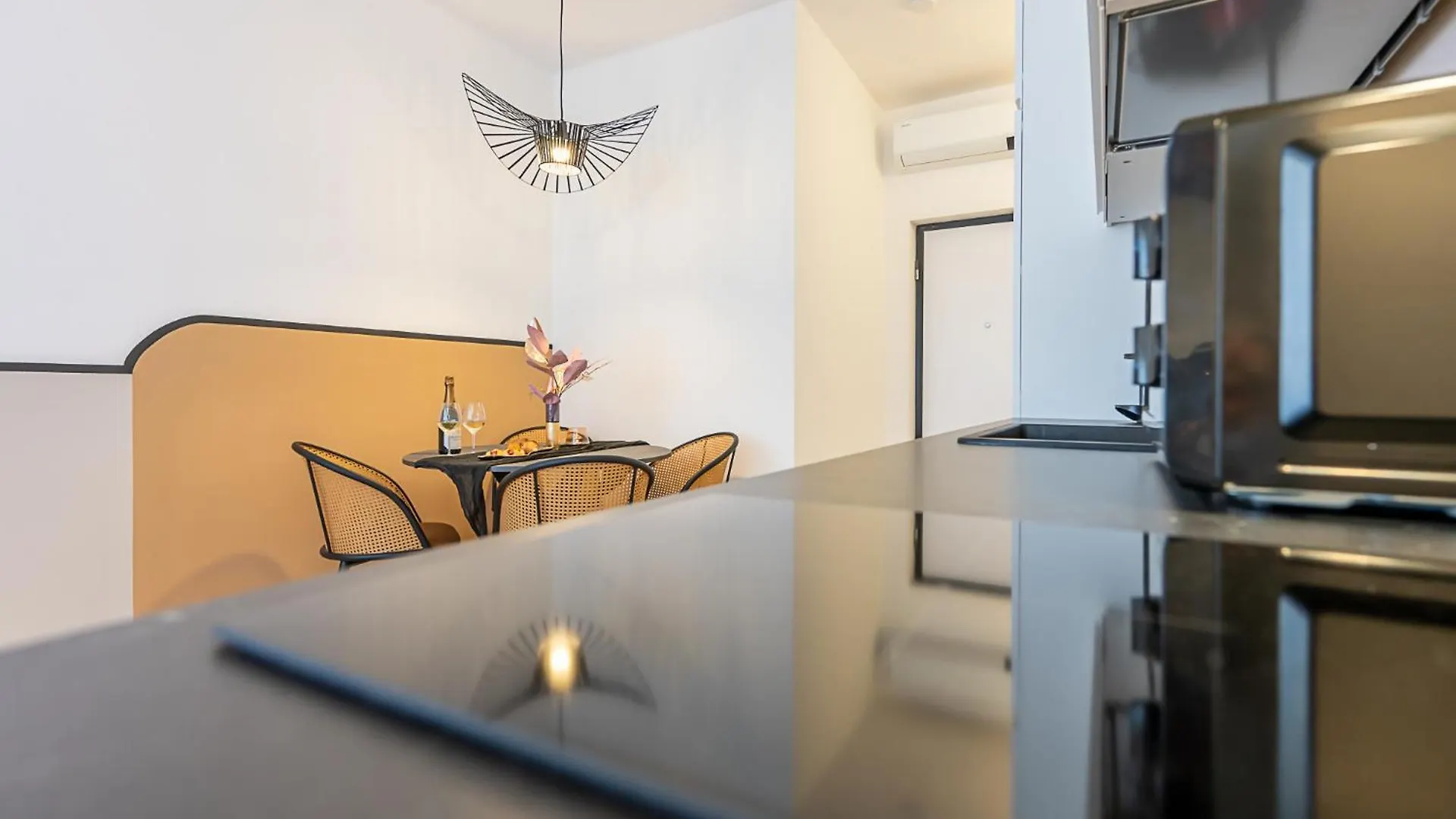 Navigli Duomo Chic Apartment Wifi Ac Milan
