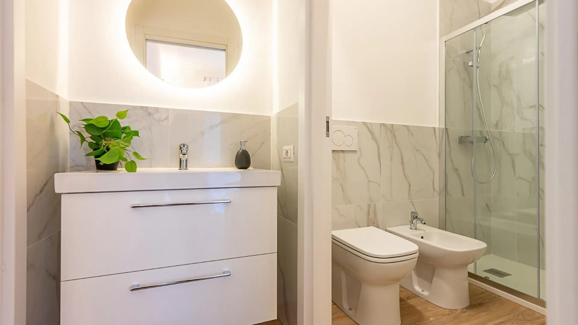 Navigli Duomo Chic Apartment Wifi Ac Milan
